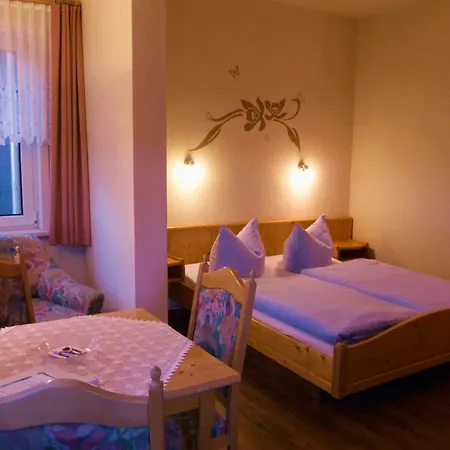 Haus Flora Vendégház 3*