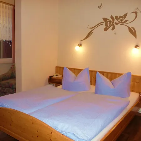 Haus Flora 3* אוברהוף
